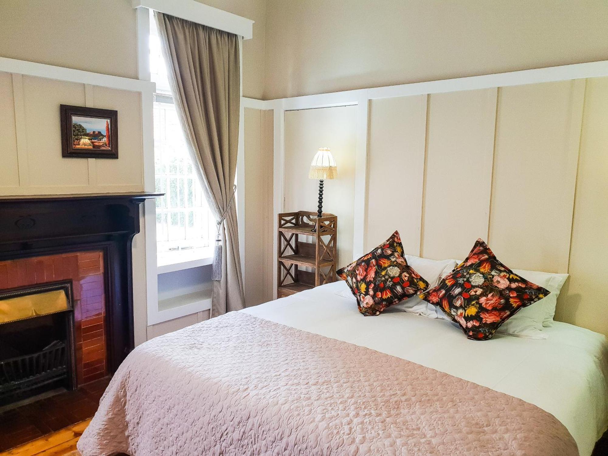 Bauhenia Guesthouse Potchefstroom Esterno foto