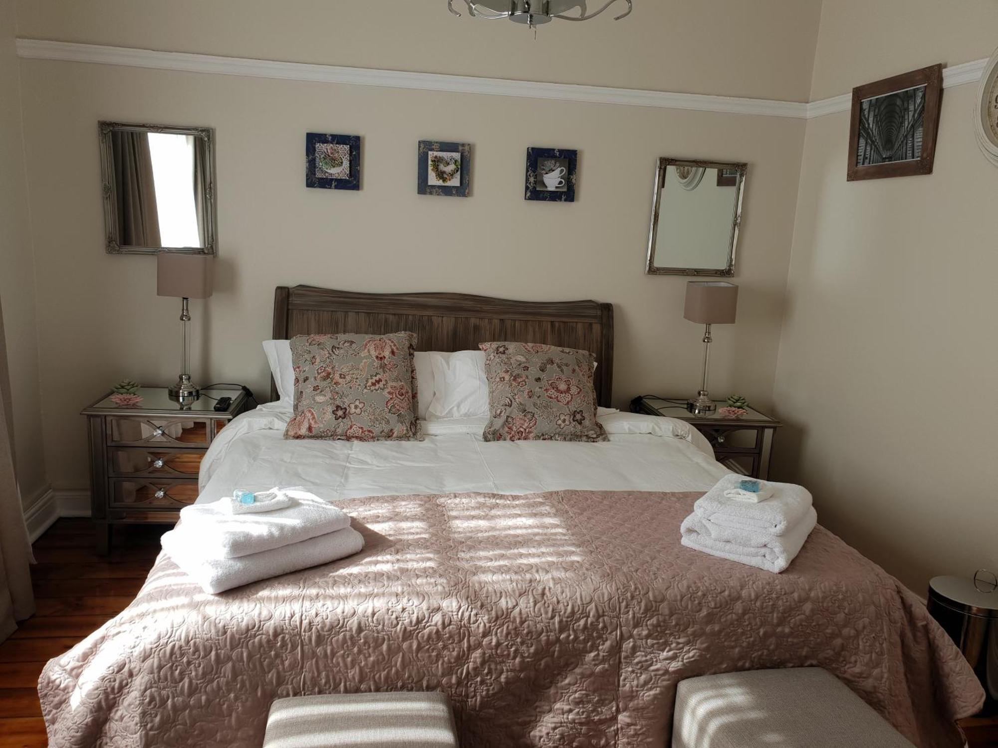 Bauhenia Guesthouse Potchefstroom Esterno foto