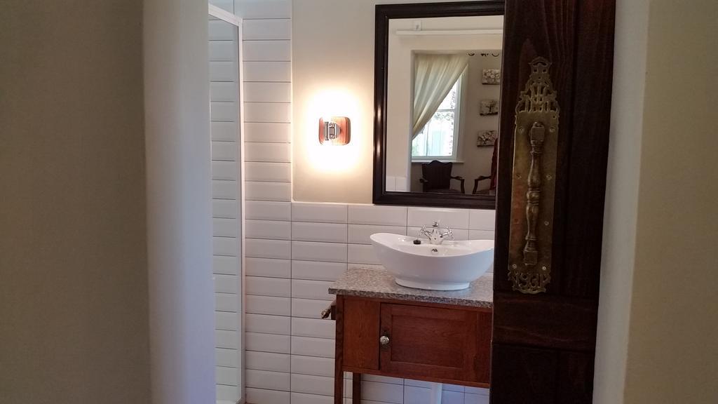Bauhenia Guesthouse Potchefstroom Esterno foto