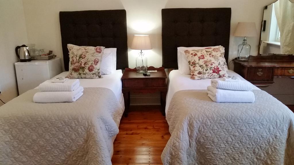 Bauhenia Guesthouse Potchefstroom Esterno foto